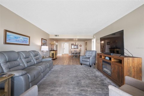 Condominio en venta en Clearwater, Florida, 2 dormitorios, 120.77 m2 № 2147994 - foto 22
