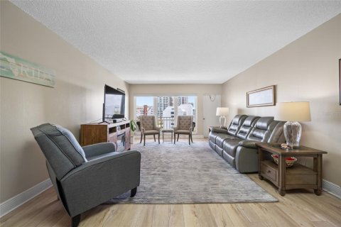 Condominio en venta en Clearwater, Florida, 2 dormitorios, 120.77 m2 № 2147994 - foto 18