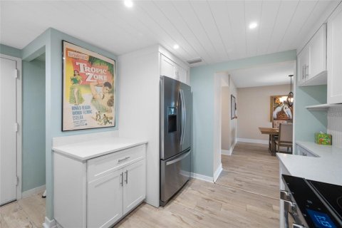 Condominio en venta en Clearwater, Florida, 2 dormitorios, 120.77 m2 № 2147994 - foto 16