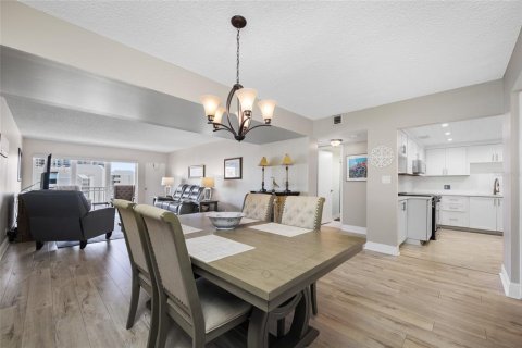 Condominio en venta en Clearwater, Florida, 2 dormitorios, 120.77 m2 № 2147994 - foto 6