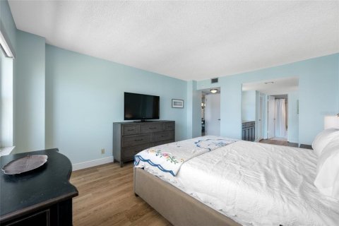Condominio en venta en Clearwater, Florida, 2 dormitorios, 120.77 m2 № 2147994 - foto 26