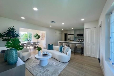 House in Miami, Florida 4 bedrooms № 1882515 - photo 5