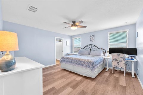 House in Riverview, Florida 4 bedrooms, 202.53 sq.m. № 1855997 - photo 16