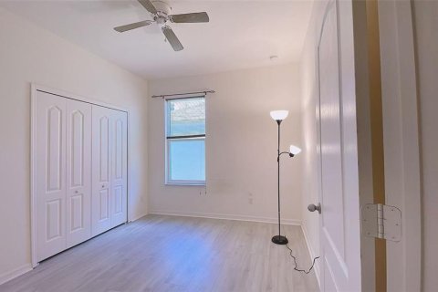 Casa en alquiler en Orlando, Florida, 4 dormitorios, 190.08 m2 № 1812628 - foto 22