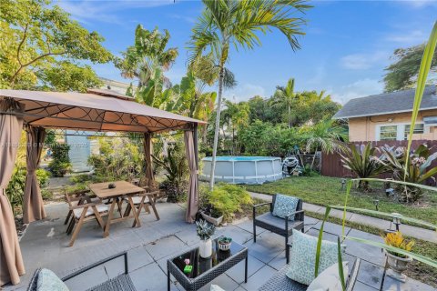 Commercial property in Hollywood, Florida 94.85 sq.m. № 1875037 - photo 24
