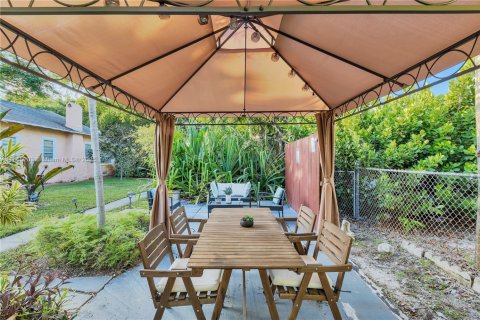 Commercial property in Hollywood, Florida 94.85 sq.m. № 1875037 - photo 25