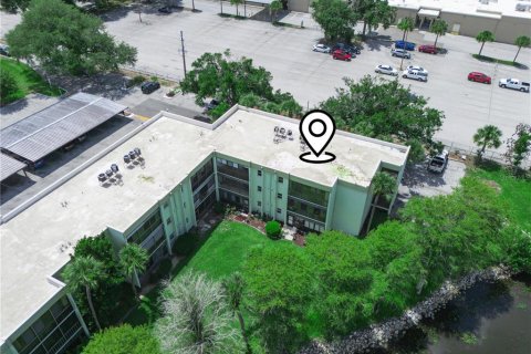 Condo in Lakeland, Florida, 2 bedrooms  № 2234641 - photo 27