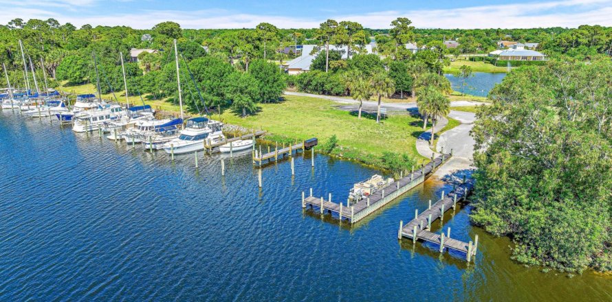 Casa en Stuart, Florida 5 dormitorios, 314.01 m2 № 1154221