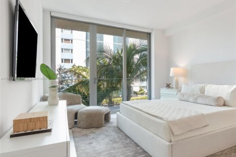 Villa ou maison à louer à Bay Harbor Islands, Floride: 2 chambres, 135.64 m2 № 1921882 - photo 3