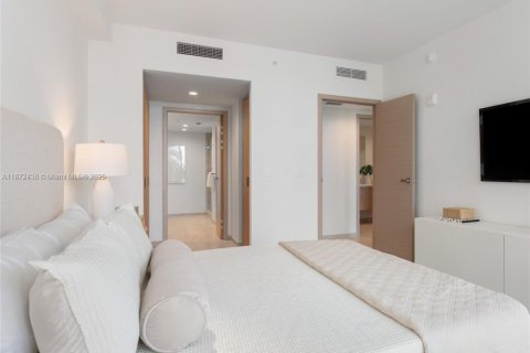 Villa ou maison à louer à Bay Harbor Islands, Floride: 2 chambres, 135.64 m2 № 1921882 - photo 18