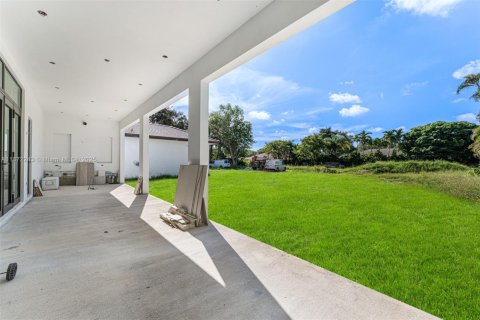 Villa ou maison à vendre à Miami, Floride: 5 chambres, 370.96 m2 № 1978829 - photo 20