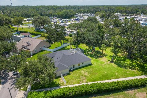 Villa ou maison à louer à Riverview, Floride: 4 chambres, 204.66 m2 № 2155907 - photo 10