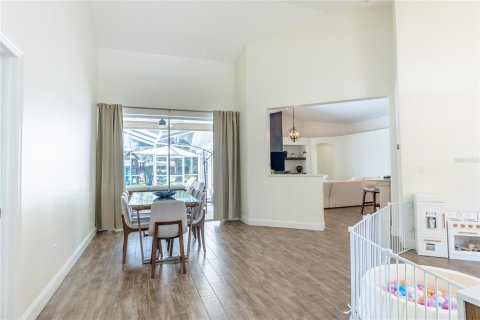 Villa ou maison à louer à Riverview, Floride: 4 chambres, 204.66 m2 № 2155907 - photo 16