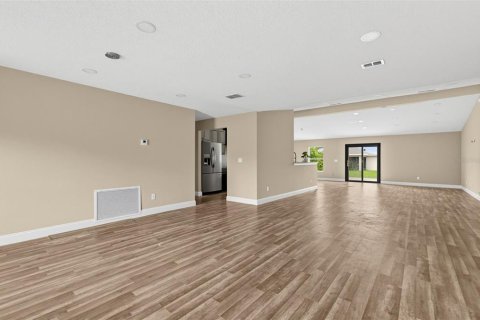 Villa ou maison à vendre à Palm Coast, Floride: 4 chambres, 239.69 m2 № 2408492 - photo 5