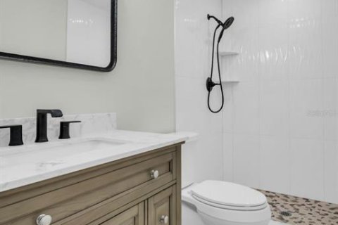 House in New Port Richey, Florida 2 bedrooms, 139.73 sq.m. № 1559576 - photo 15