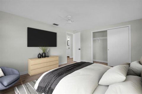 House in New Port Richey, Florida 2 bedrooms, 139.73 sq.m. № 1559576 - photo 8