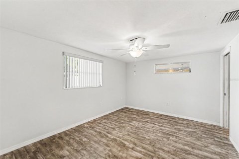 Villa ou maison à vendre à Port Richey, Floride: 3 chambres, 134.52 m2 № 2148759 - photo 17