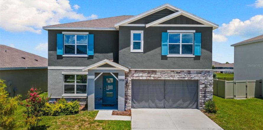 Villa ou maison à Wesley Chapel, Floride 5 chambres, 242.01 m2 № 2404888