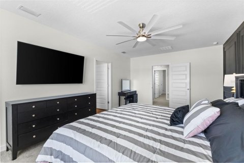 Villa ou maison à louer à Wesley Chapel, Floride: 5 chambres, 242.01 m2 № 2404888 - photo 13