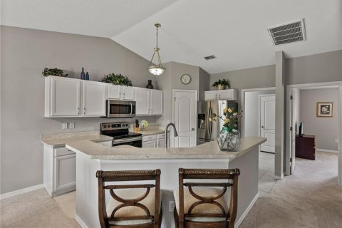 Casa en alquiler en San Antonio, Florida, 2 dormitorios, 118.08 m2 № 1906383 - foto 16