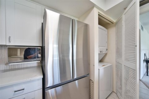 Condo in Ocala, Florida, 2 bedrooms  № 2214379 - photo 14