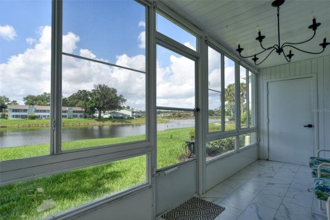 Condo in Ocala, Florida, 2 bedrooms  № 2214379 - photo 25
