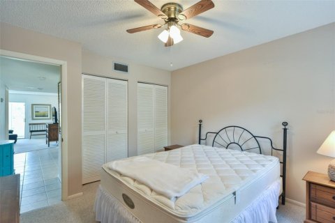 Condo in Ocala, Florida, 2 bedrooms  № 2214379 - photo 20