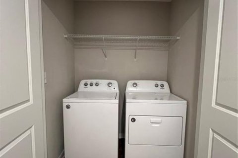 Touwnhouse à louer à Davenport, Floride: 3 chambres, 130.43 m2 № 2418885 - photo 18