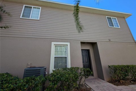 Touwnhouse à vendre à Orlando, Floride: 3 chambres, 156.63 m2 № 2354219 - photo 3