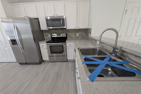 Touwnhouse à vendre à Orlando, Floride: 3 chambres, 156.63 m2 № 2354219 - photo 14