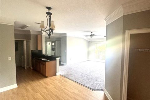 Condo in Orlando, Florida, 3 bedrooms  № 2204349 - photo 6