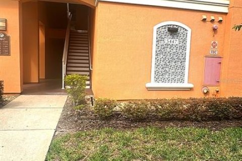 Condo in Orlando, Florida, 3 bedrooms  № 2204349 - photo 2