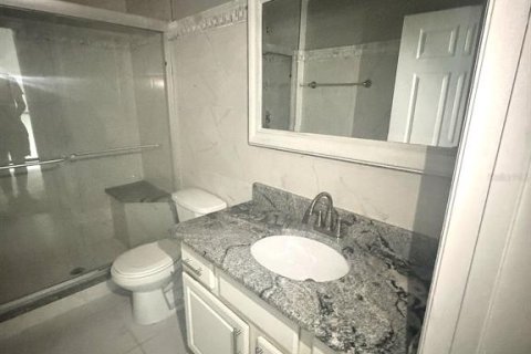 Condo in Orlando, Florida, 3 bedrooms  № 2204349 - photo 19