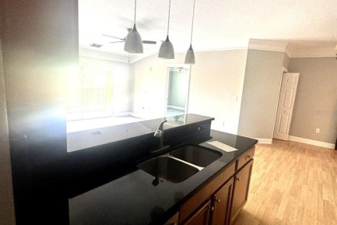 Condo in Orlando, Florida, 3 bedrooms  № 2204349 - photo 11
