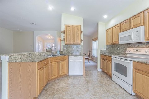Купить виллу или дом в Сан-Антонио, Флорида 6 комнат, 138.33м2, № 1808278 - фото 18