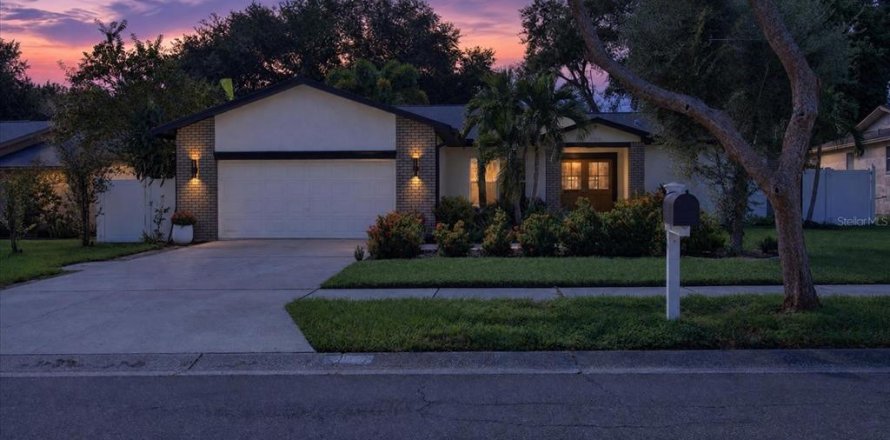 Villa ou maison à Safety Harbor, Floride 3 chambres, 168.43 m2 № 2433739