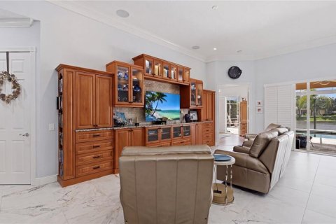 House in Sarasota, Florida 4 bedrooms, 234.21 sq.m. № 2223112 - photo 13