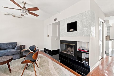 Condominio en venta en Tampa, Florida, 3 dormitorios, 160.54 m2 № 2305918 - foto 15