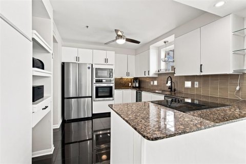 Condominio en venta en Tampa, Florida, 3 dormitorios, 160.54 m2 № 2305918 - foto 23
