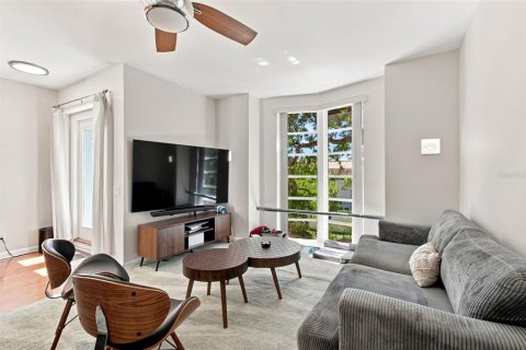 Condominio en venta en Tampa, Florida, 3 dormitorios, 160.54 m2 № 2305918 - foto 16