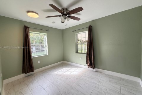 Villa ou maison à vendre à Fort Myers, Floride: 3 chambres № 1966707 - photo 16