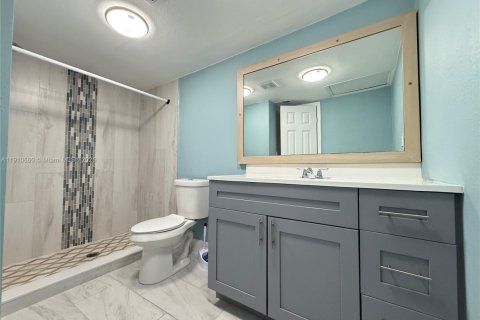 Villa ou maison à vendre à Fort Myers, Floride: 3 chambres № 1966707 - photo 12