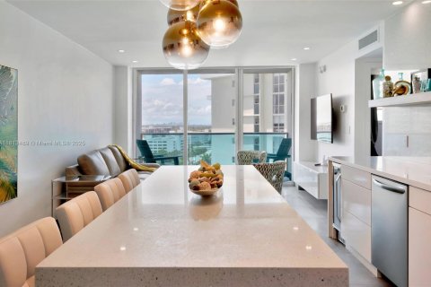 Copropriété à vendre à Hollywood, Floride: 1 chambre, 84.08 m2 № 1761679 - photo 7