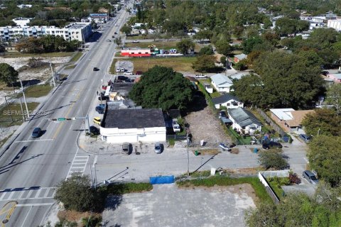 Propiedad comercial en venta en Miami, Florida № 2086112 - foto 9
