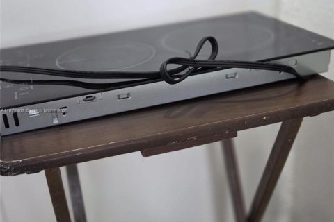 Copropriété à louer à Sunny Isles Beach, Floride: 33.44 m2 № 2036764 - photo 24