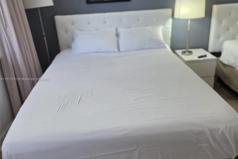 Copropriété à louer à Sunny Isles Beach, Floride: 33.44 m2 № 2036764 - photo 16