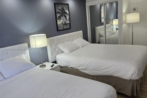 Copropriété à louer à Sunny Isles Beach, Floride: 33.44 m2 № 2036764 - photo 29