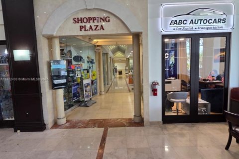 Copropriété à louer à Sunny Isles Beach, Floride: 33.44 m2 № 2036764 - photo 4