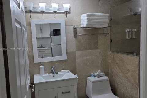 Copropriété à louer à Sunny Isles Beach, Floride: 33.44 m2 № 2036764 - photo 27