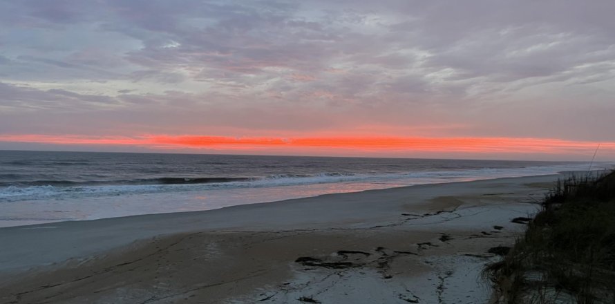 House in Saint Augustine, Florida 2 bedrooms, 113.53 sq.m. № 857591